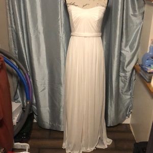Like New! David’s Bridal Versa Dress - Ivory